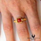 Bague en vermeil avec carré en corail et zirconium