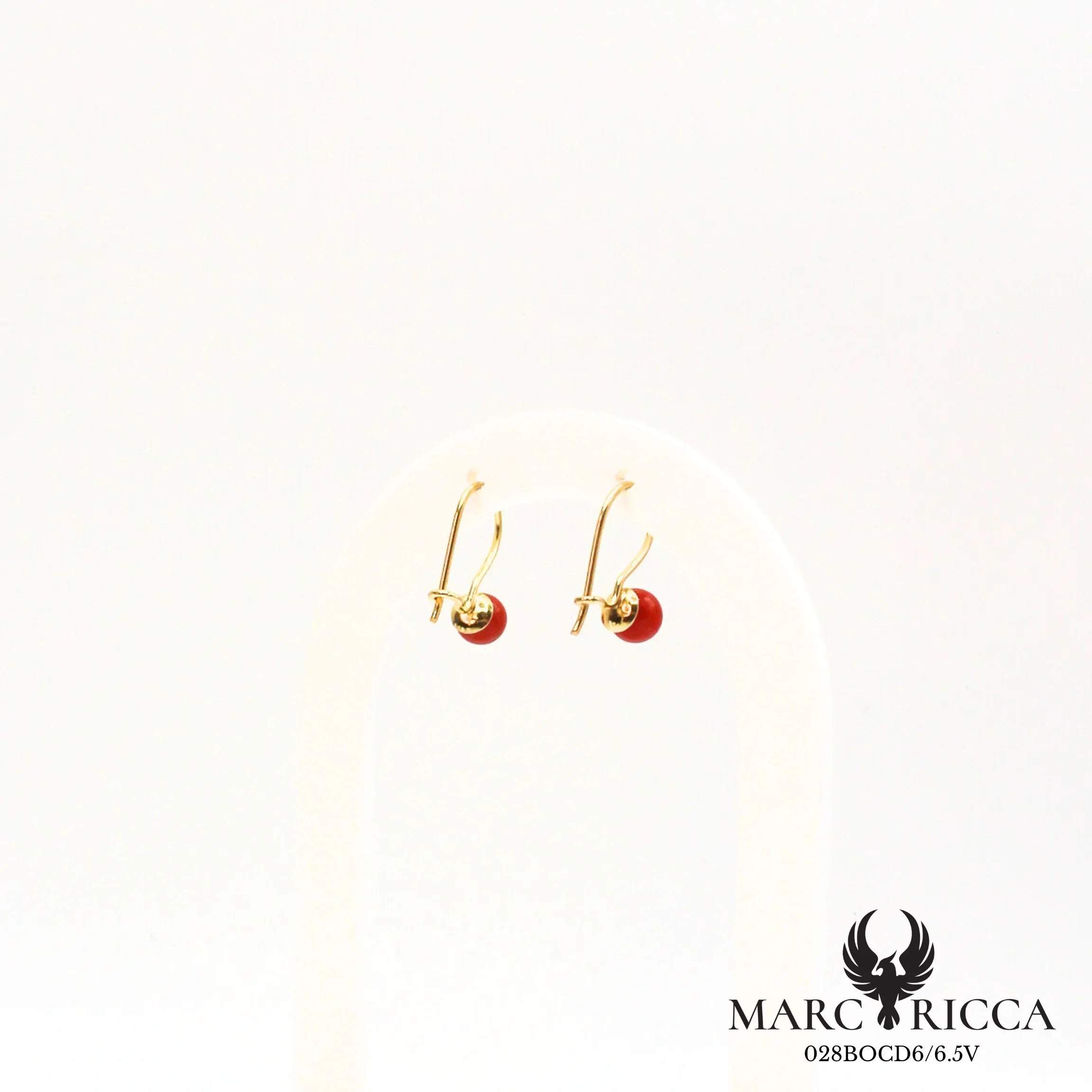 Boucles d'oreilles dormeuse avec boule en corail