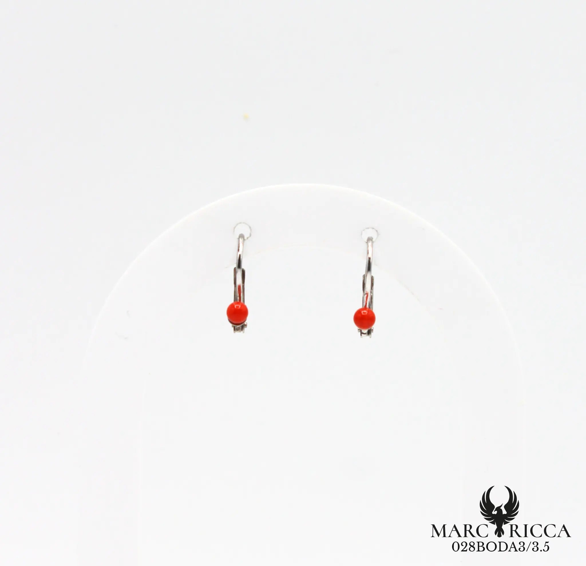 Boucles d'oreilles dormeuses avec perles de corail