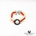 Bracelet 3 rangs perles d'eau douce et corail avec camée oiseau