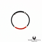 Bracelet jonc en caoutchouc avec perles de corail