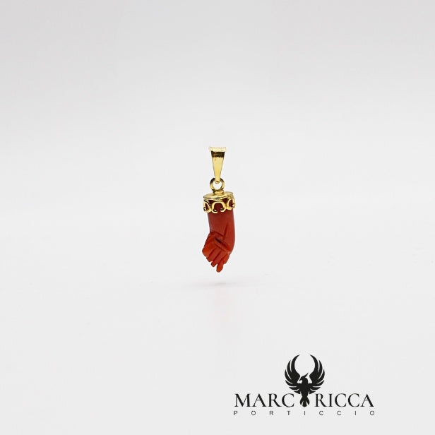 Pendentif Main Corail Rouge, bélière festonnée Argent ou Vermeil
