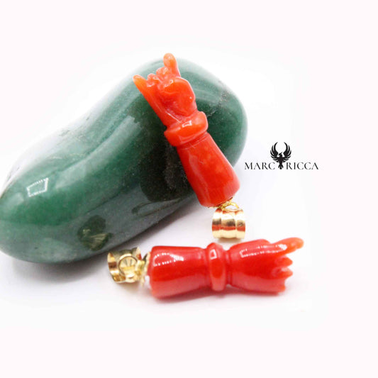 Pendentif Or Main Corne en Corail