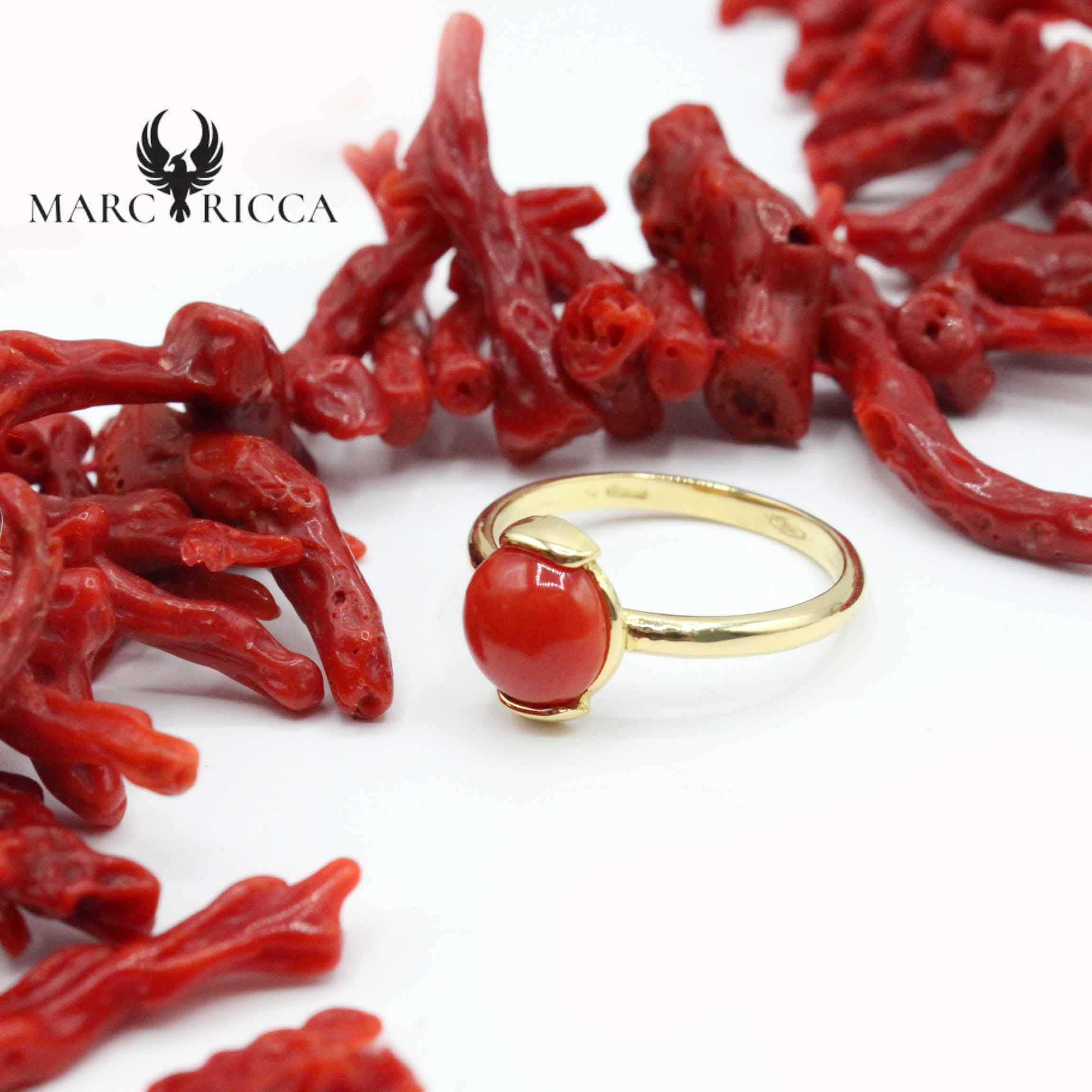 Bague Or Corail Cabochon Rond