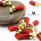 Pendentif Or Main en Corail Rouge