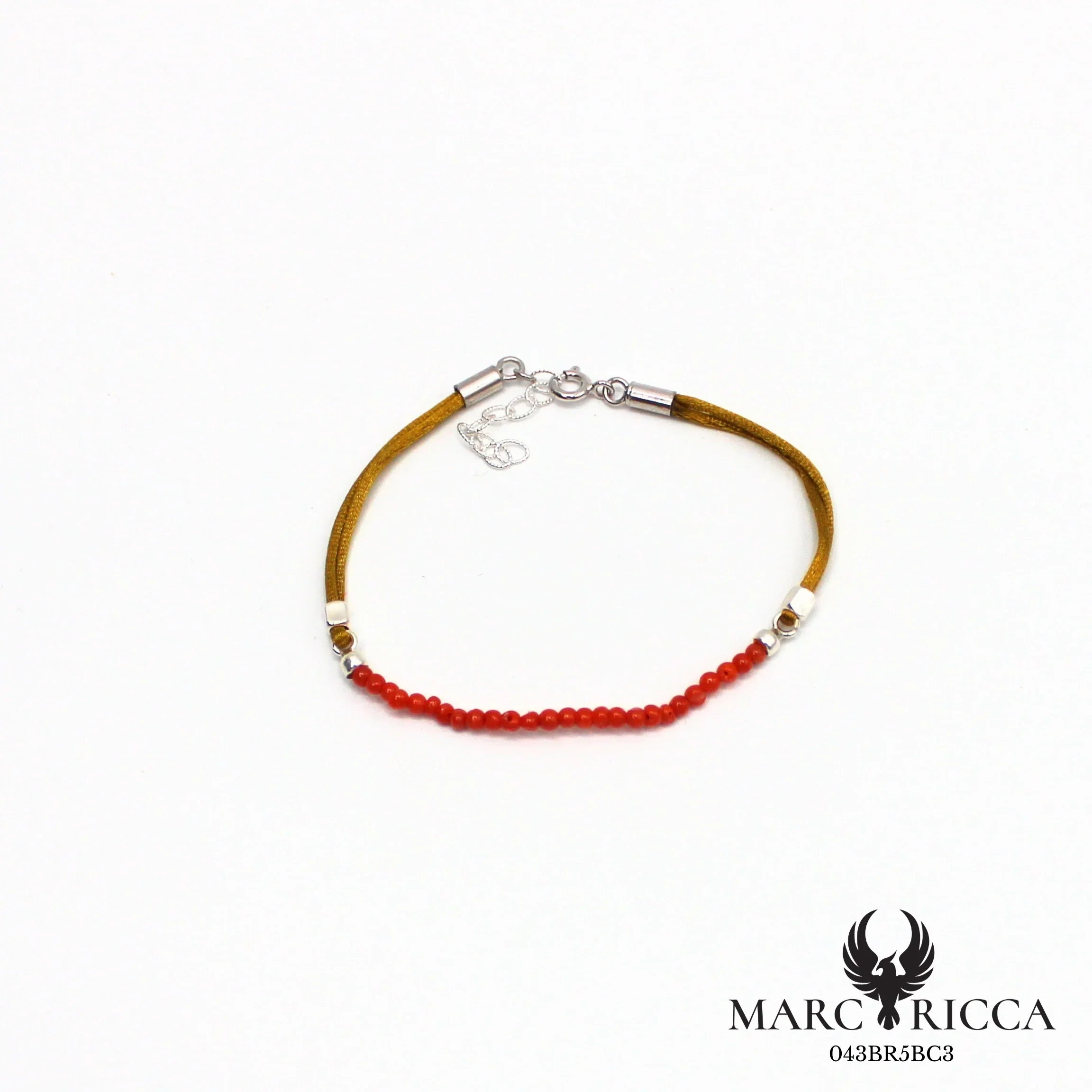 Bracelet cordon satin et perles de corail