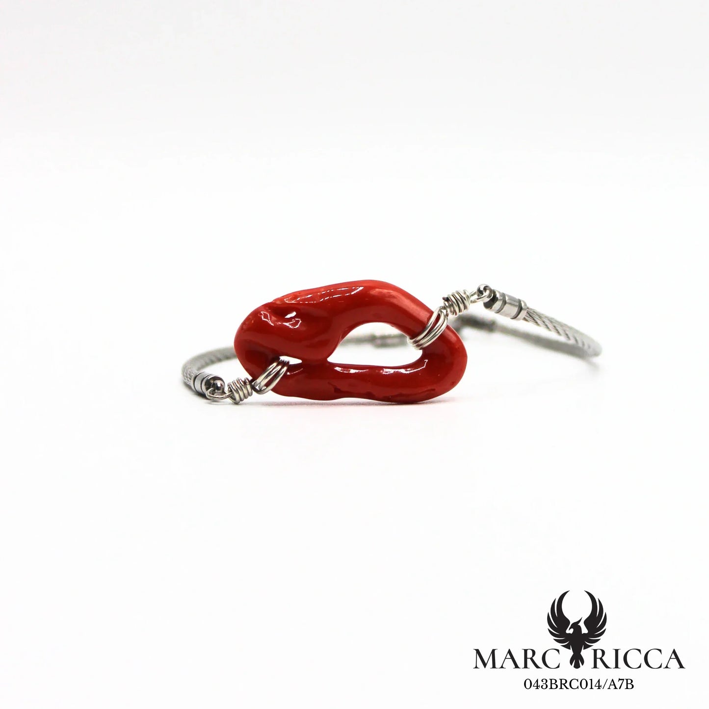 Bracelet câble en acier avec anneau en corail