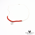 Collier chaine avec perles de corail et trèfle en argent ou vermeil