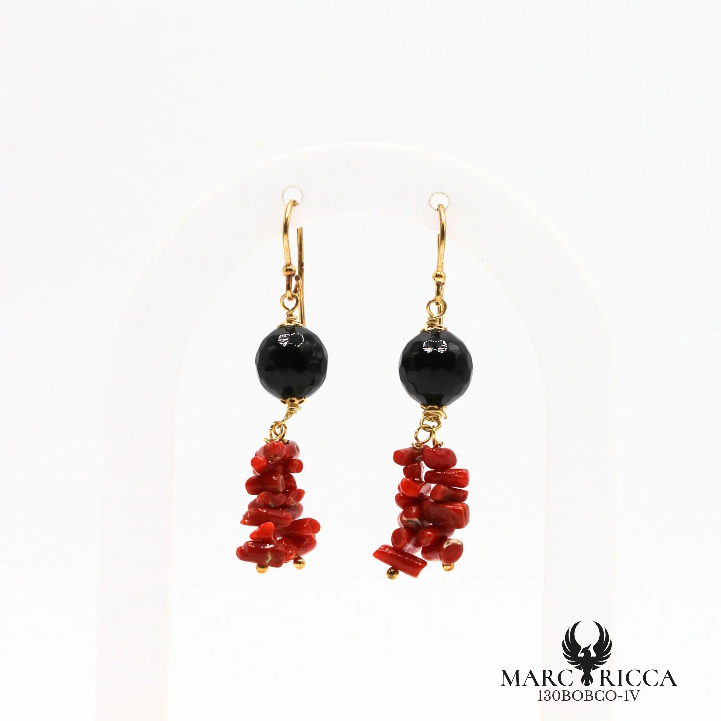 Boucles d'oreilles pendantes corail cupolino et onyx