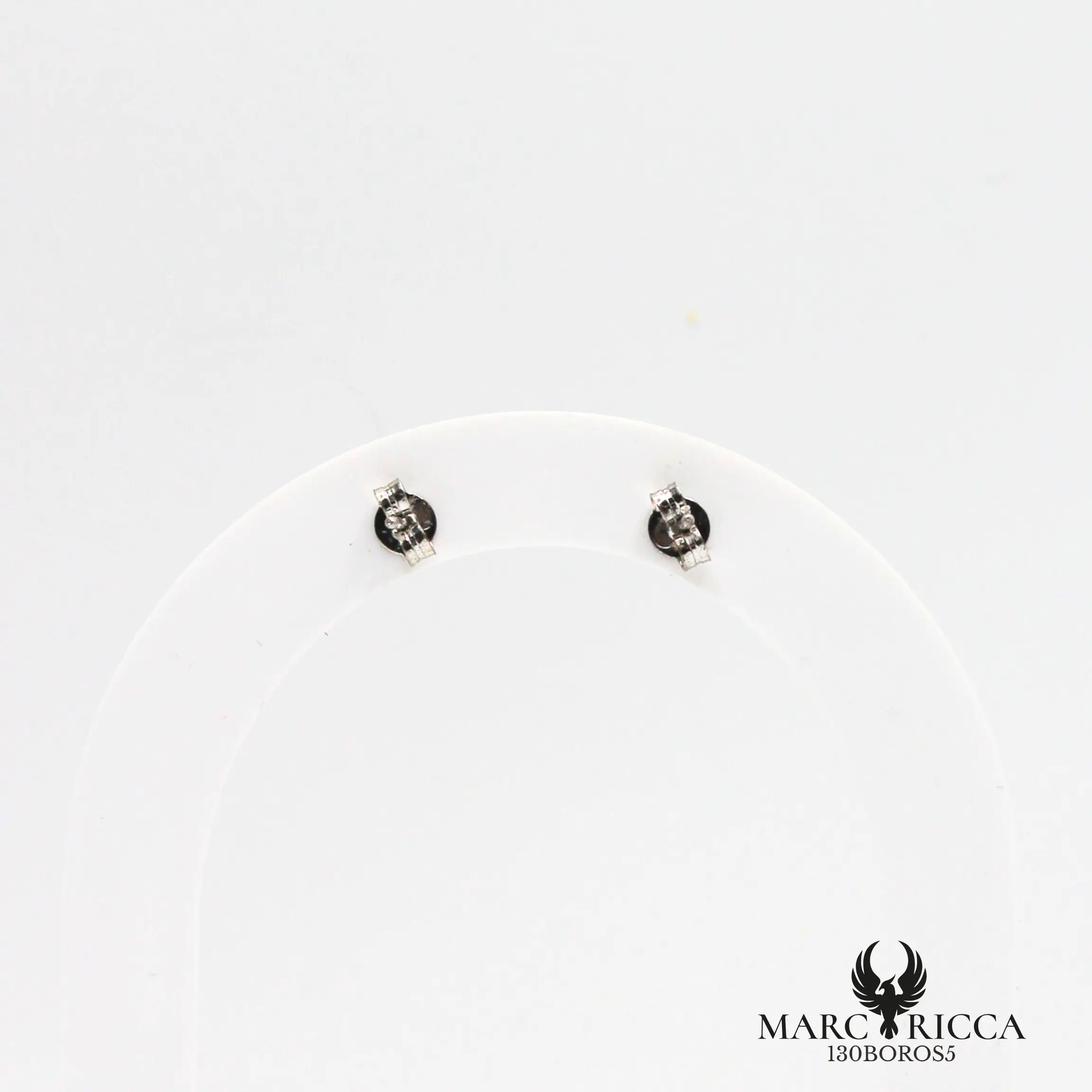 Boucles d'oreilles clous en forme de rose en corail