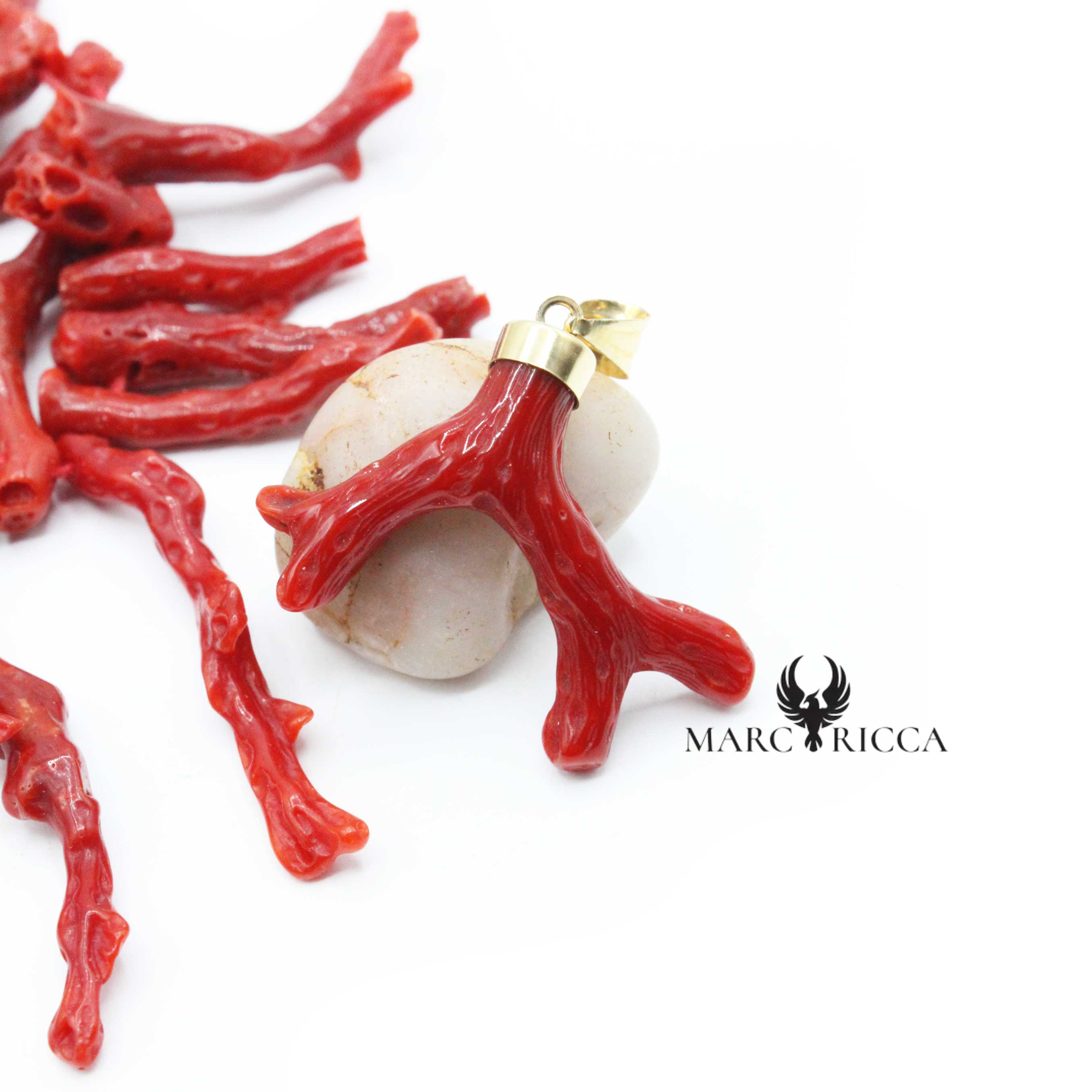 Pendentif Or Branche de Corail Rouge