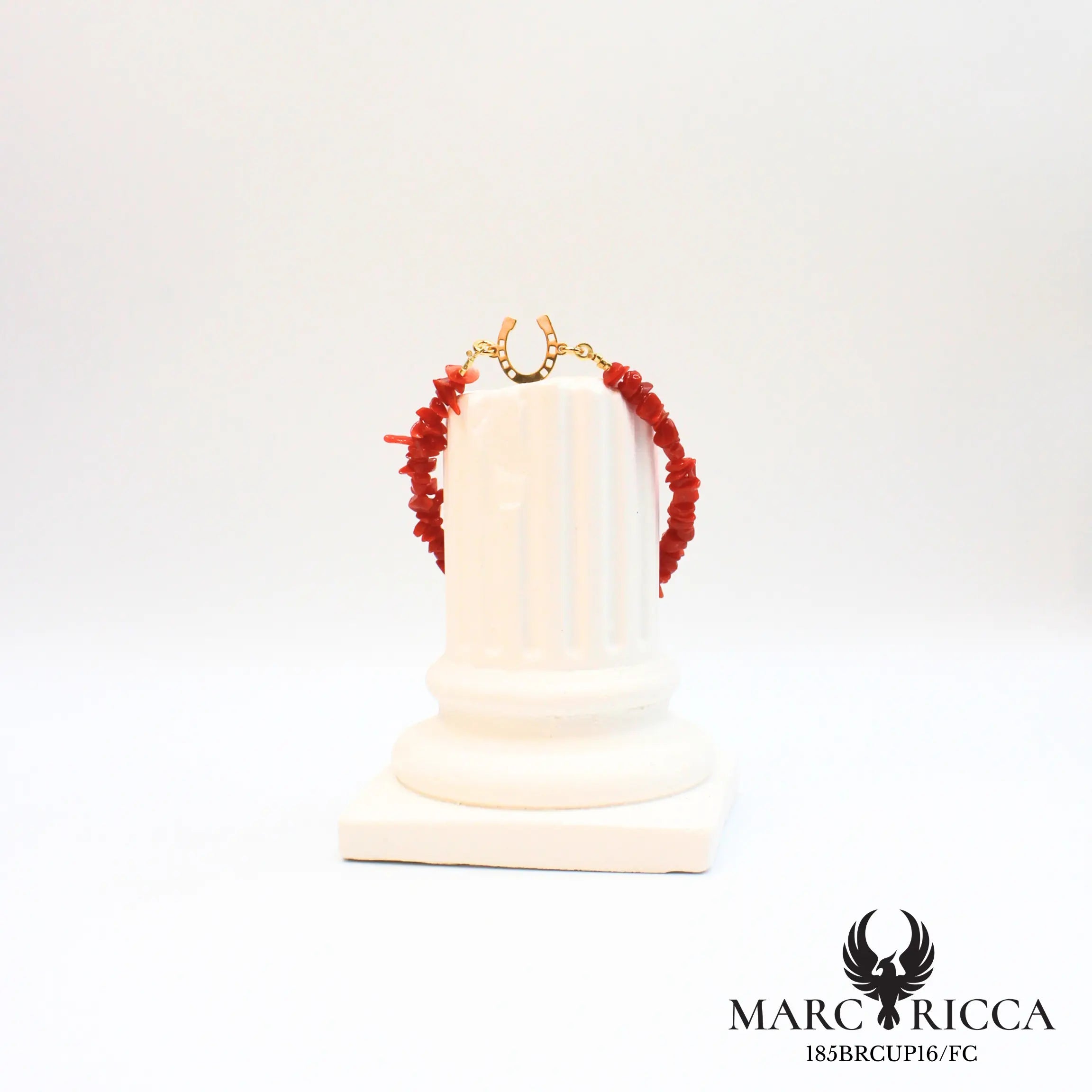Bracelet en corail avec fer à cheval en vermeil