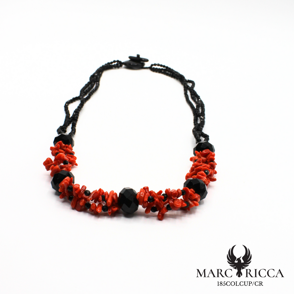 Collier en corail cupolino, cristal noir et onyx