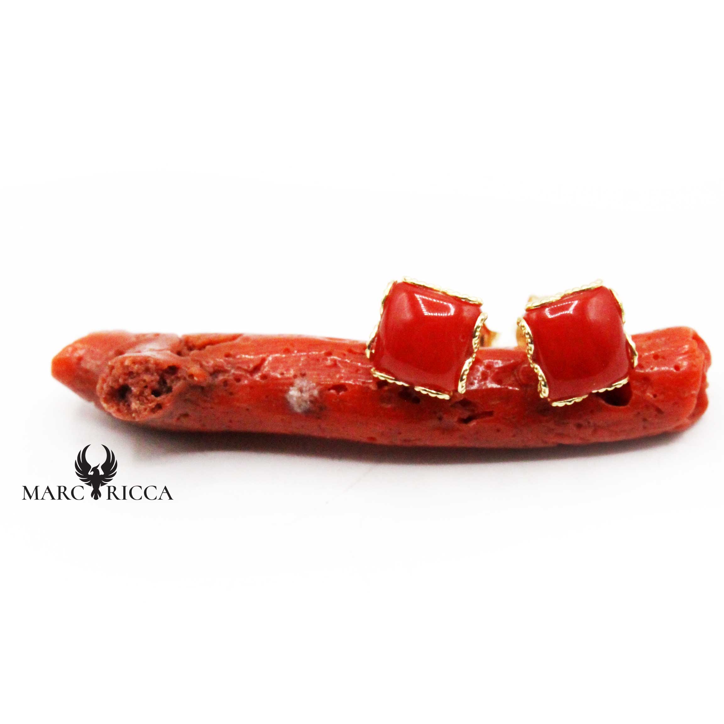 Boucles Or carrées Ajourées en Corail