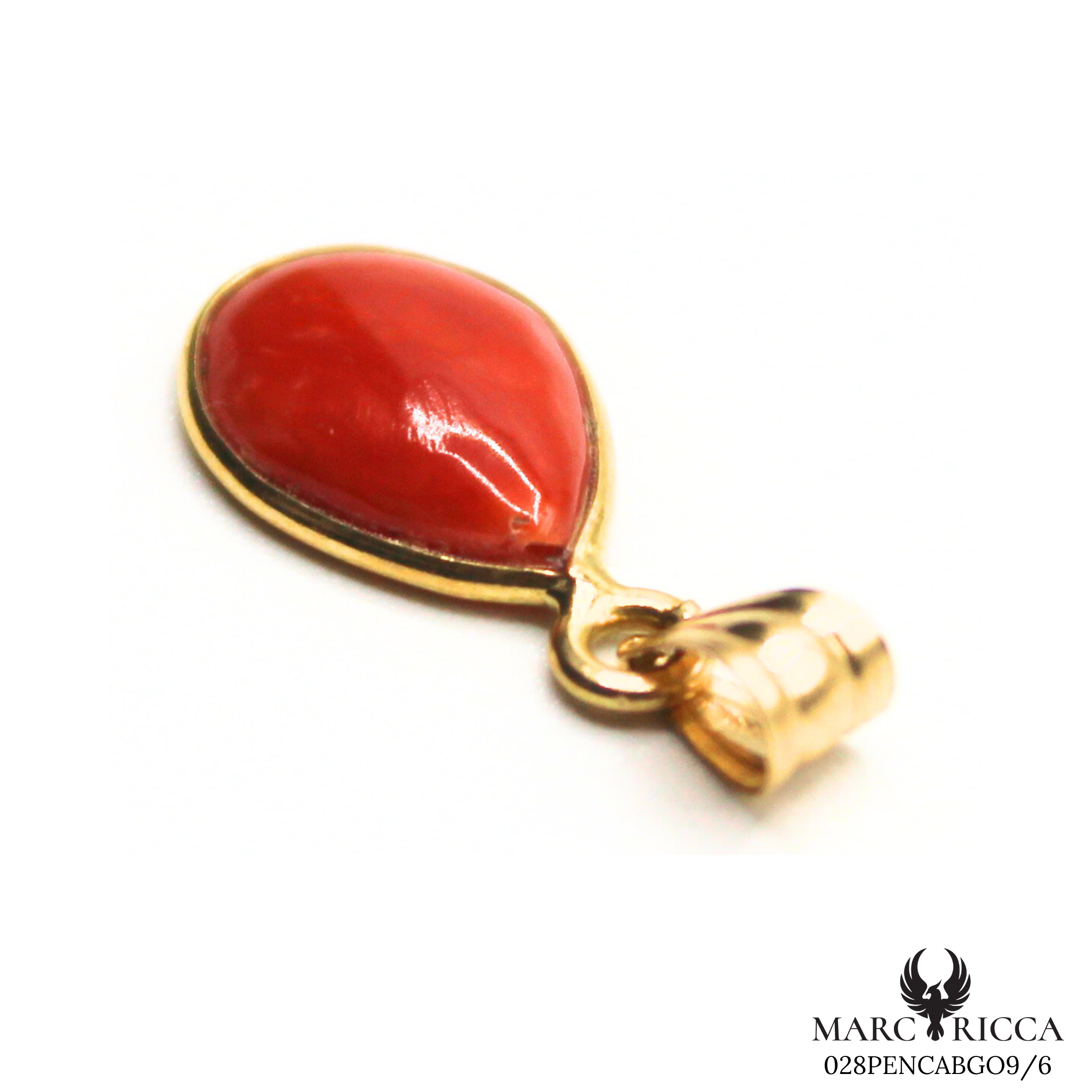Pendentif Or Corail Cabochon Goutte 18 Carats